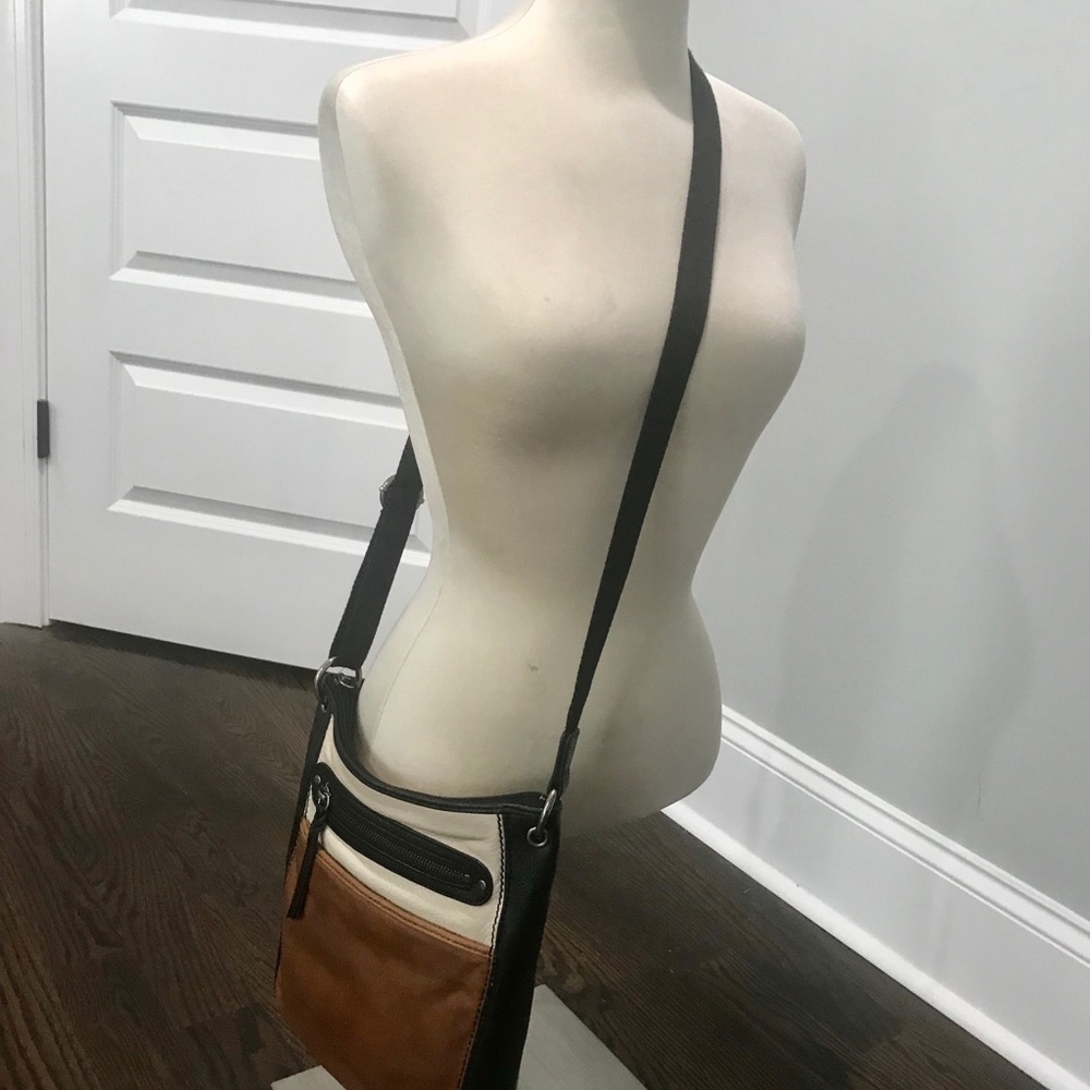 The Sak crossbody leather bag - Picture 2 of 8